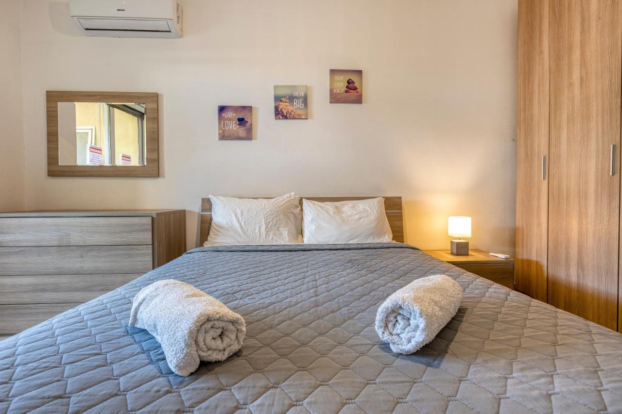 Entire Apartment just for You Tal-Hriereb Extérieur photo